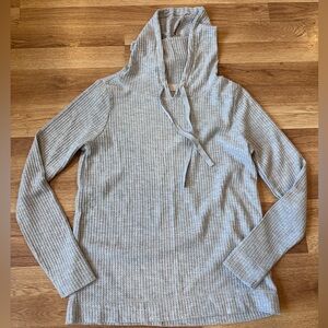 LOFT Light Gray Ribbed Hooded Lounge Top